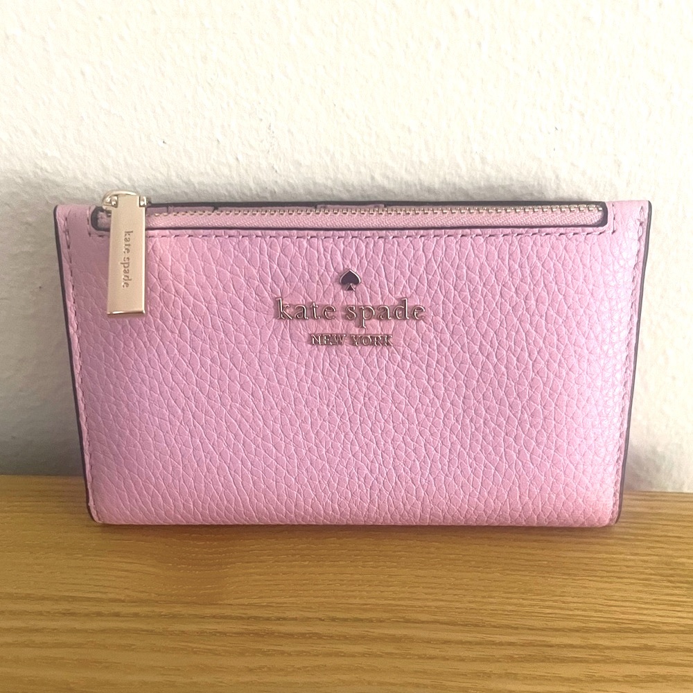 Kate Spade Small Wallet*very good condition*